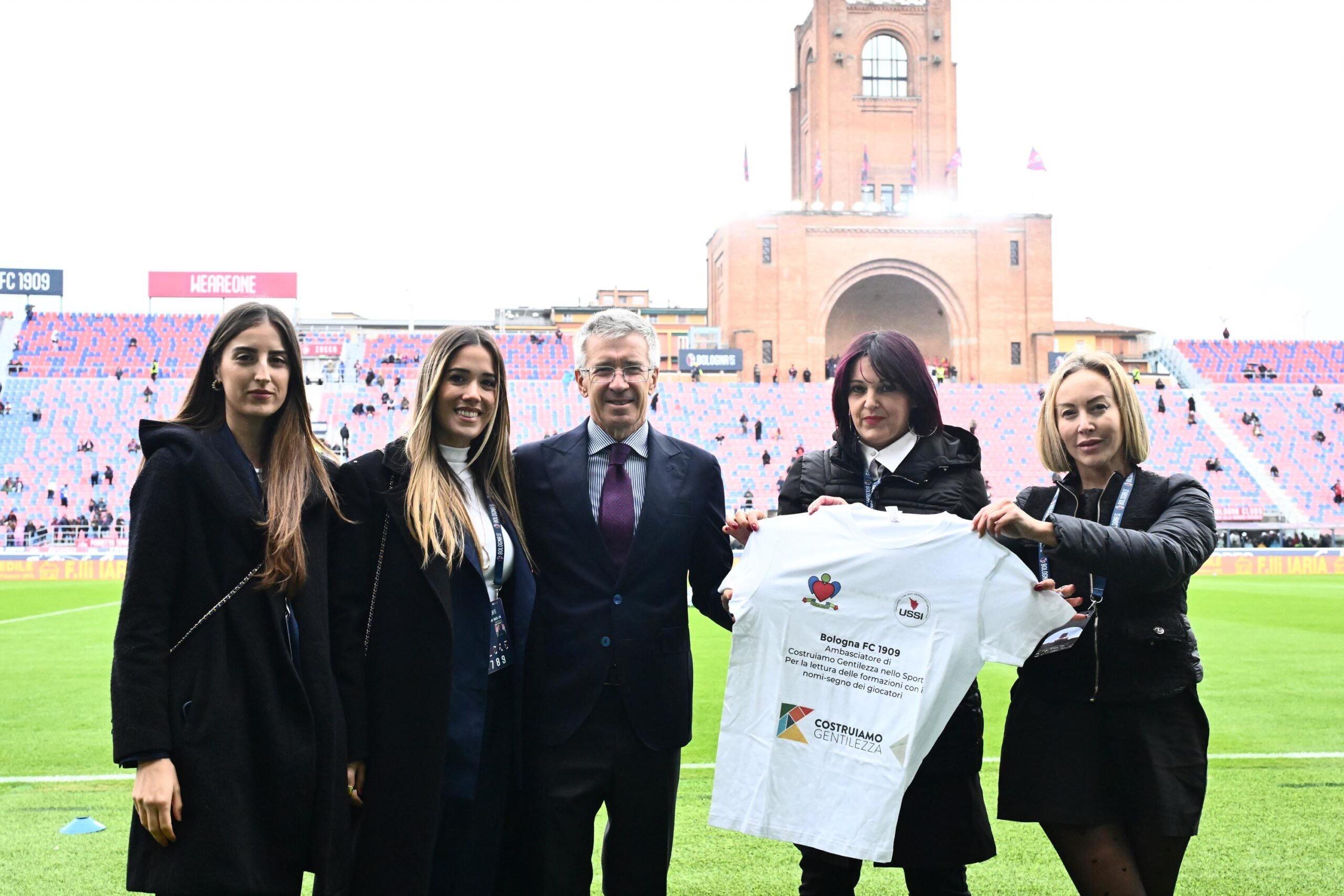 Premio Costruiamo Gentilezza nello Sport a Bologna FC 1909 per un progetto d’inclusione della comunità sorda